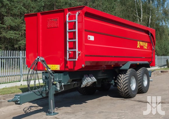 עגלהPRONAR T700XL