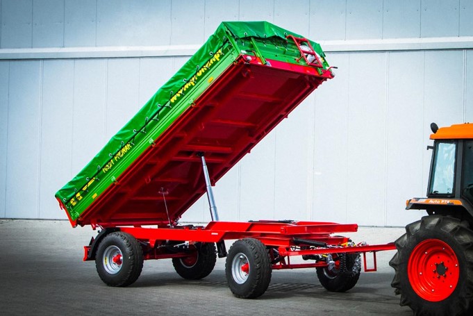 עגלה PRONAR T653/1