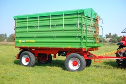 עגלה PRONAR T672/2